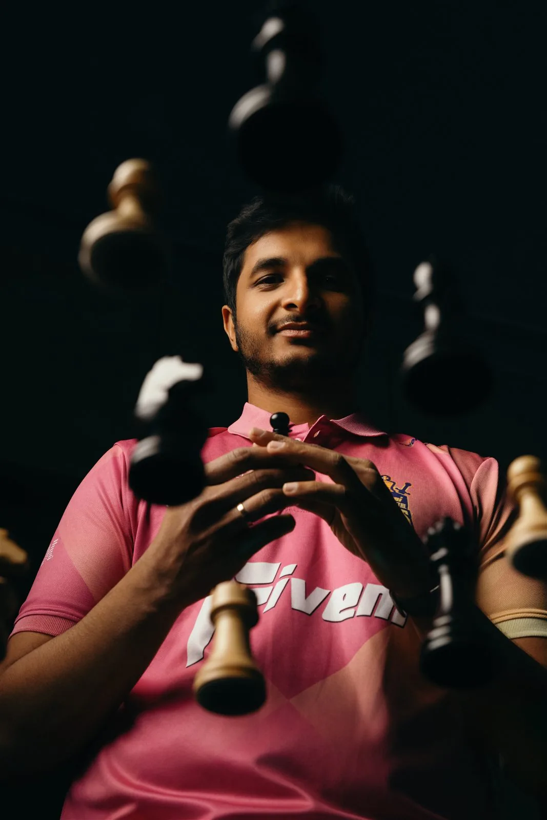 Vidit Gujrathi, portrait with chess pieces